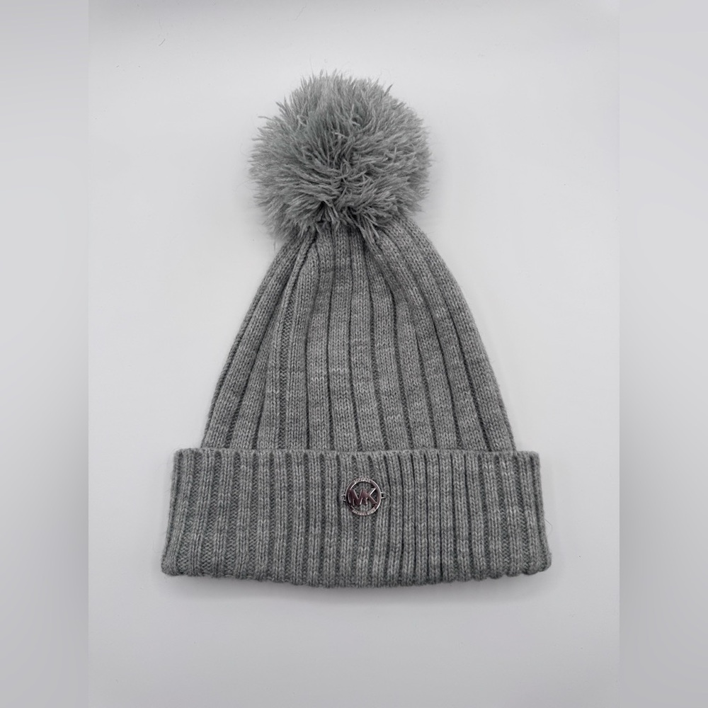 Michael Kors Beanie with Silver logo - Picture 1 of 4